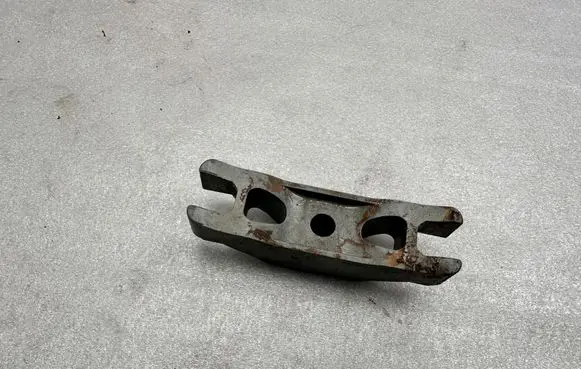 Audi A3 S3 8V Fuel Injector clamp holder 03L216