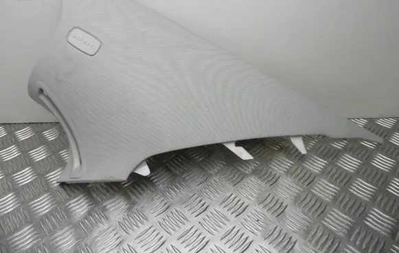 Mercedes-Benz E W212 (C) pillar trim A2126950259 I9921