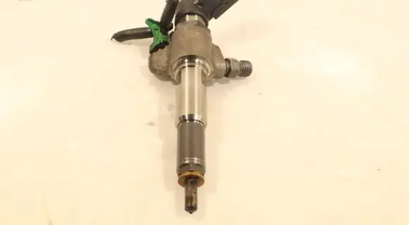 Volvo V50 Fuel injector 9802448680