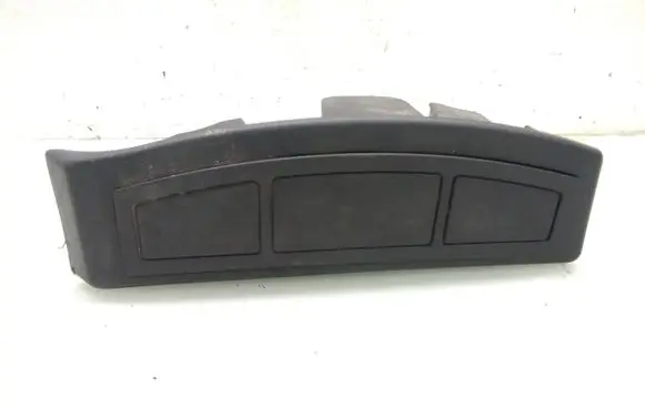 Land Rover Discovery 3 - LR3 Foot rest pad/dead pedal EAV500041