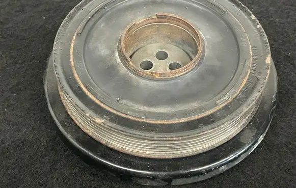 BMW 5 F10 F11 Crankshaft pulley 13981110