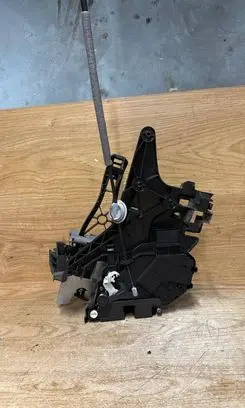 Volvo V70 Rear door lock 979526100