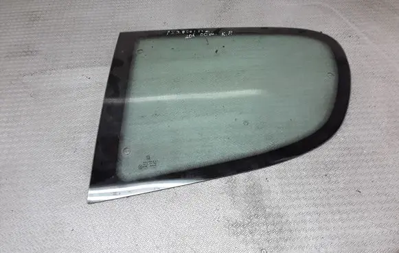 Peugeot 206 Rear side window