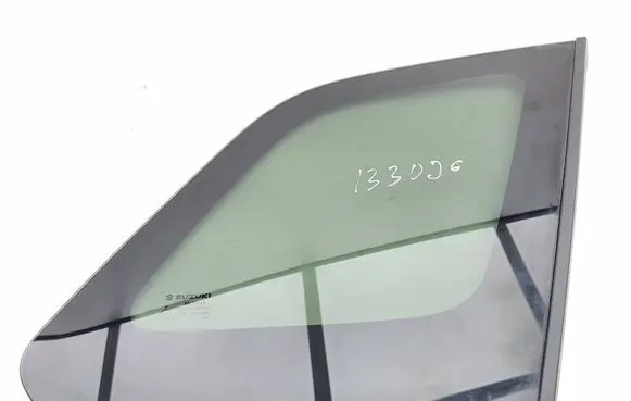 Suzuki Vitara (LY) Rear side window 8458254P00