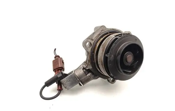 Skoda Octavia Mk3 (5E) Water pump 538073310 100207801KT