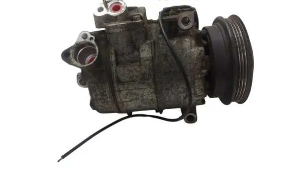 Volkswagen PASSAT B5.5 Air conditioning (A/C) compressor (pump) 8D0260805J 8D0260808 4472208182