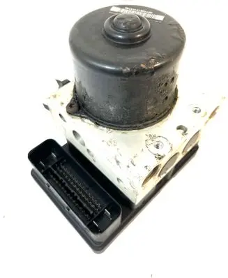 Ford Focus ABS Pump 2M512M110ED 5WK84031