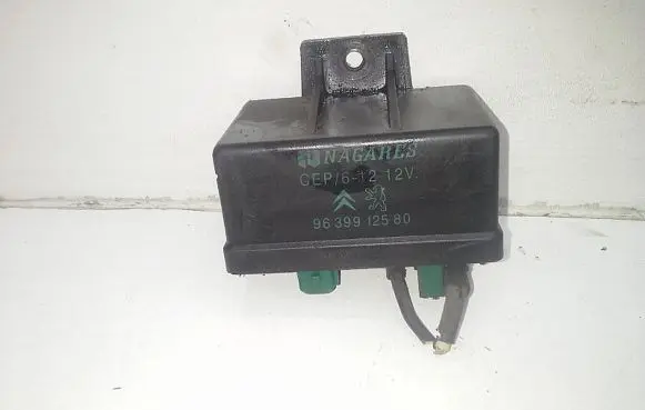 Citroen Xsara Picasso Glow plug pre-heat relay 9639912580