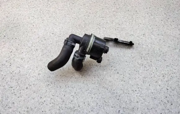 Volkswagen Touran II Electric auxiliary coolant/water pump 5N0965561AAOP1045 5N0965561A