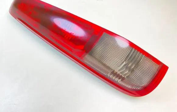 Nissan X-Trail T30 Rear/tail lights B46L