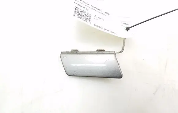 Mercedes-Benz B W245 Front tow hook cap/cover A1698850381