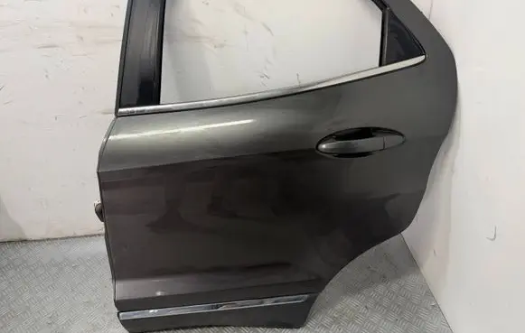 Ford Ecosport Rear door