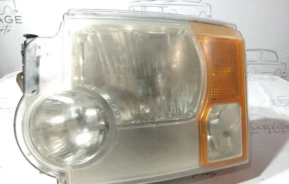 Land Rover Discovery 3 - LR3 Headlight/headlamp XBC500032