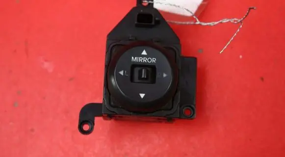 Hyundai i30 Mirror heating switch 