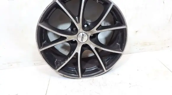Mitsubishi Lancer X R18 alloy rim 