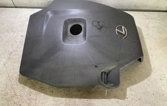 Lexus IS 220D-250-350 Engine cover (trim)