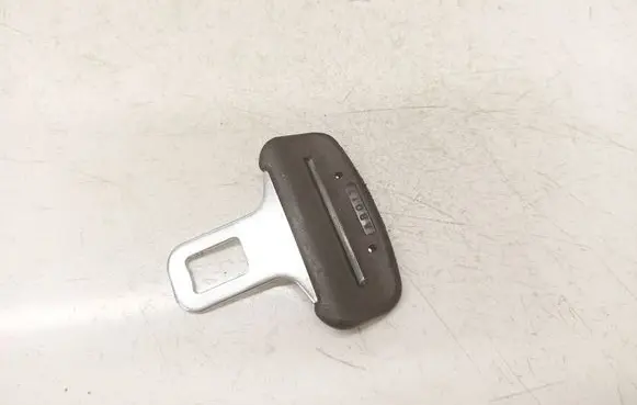 Nissan Almera Tino Middle seatbelt buckle (rear) AB017