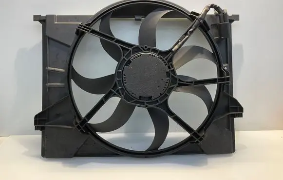 Mercedes-Benz S W221 Electric radiator cooling fan A2215000493 2215000493
