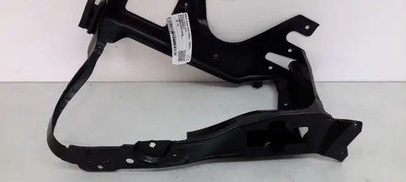 Mercedes-Benz S W220 Headlight/headlamp mounting bracket A2206200572