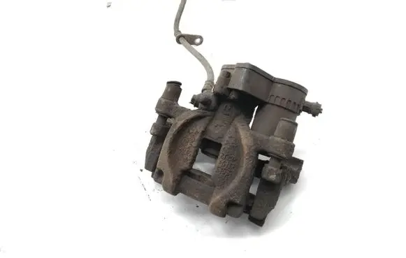 Subaru Outback (BS) Rear brake caliper 26620AL030