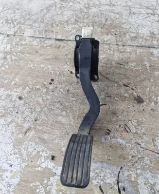 Citroen C2 Accelerator throttle pedal