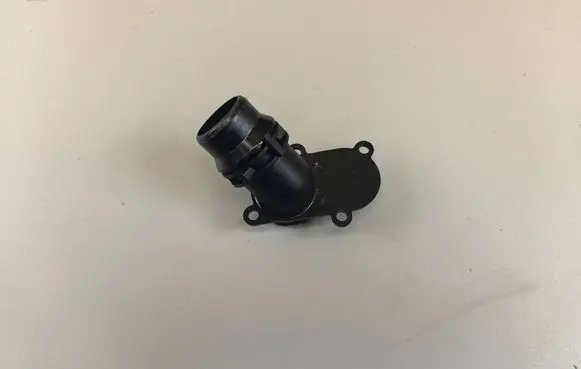 Volkswagen Golf VII Water pump 06L121111 06L121111H