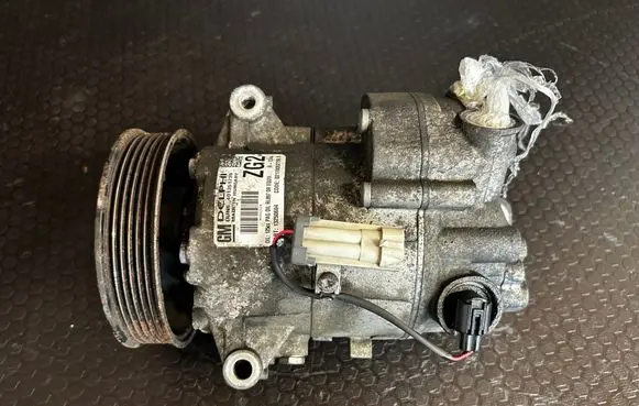 Opel Astra J Air conditioning (A/C) compressor (pump) 401351739 02170052708B 604ZG2