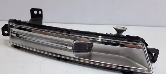 Jaguar F-Pace Front fog light