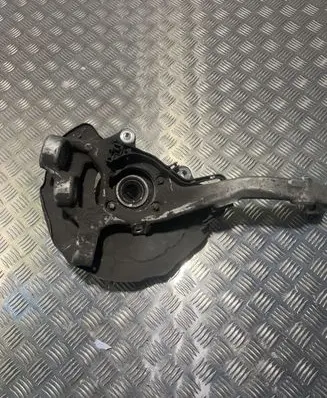 Mercedes-Benz GLC C253 Front wheel hub spindle knuckle