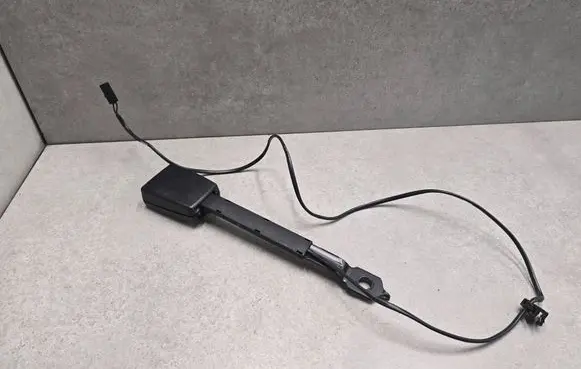 Volkswagen Tiguan Front seatbelt buckle 5N0857755D