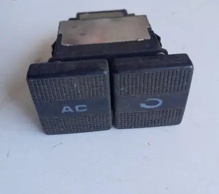 Volkswagen Golf III Air conditioning (A/C) switch 1H0959543
