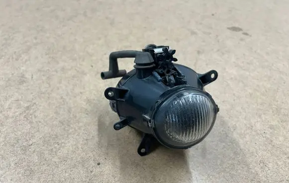 BMW 3 E46 Front fog light 63176911007 6911007