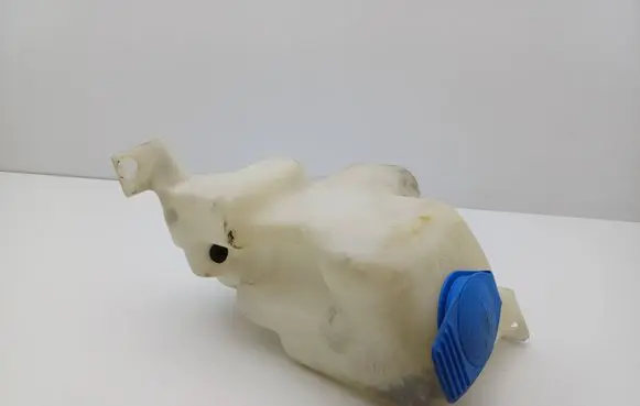 Volkswagen Golf IV Windshield washer fluid reservoir/tank 1J0955453B