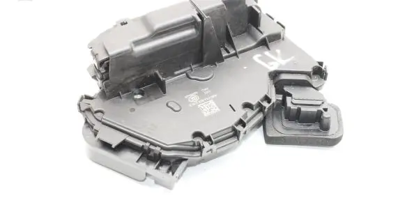 Seat Arona Rear door lock 5TA839016D