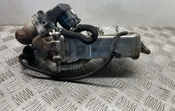 BMW 7 F01 F02 F03 F04 EGR valve cooler 7822350 7810871