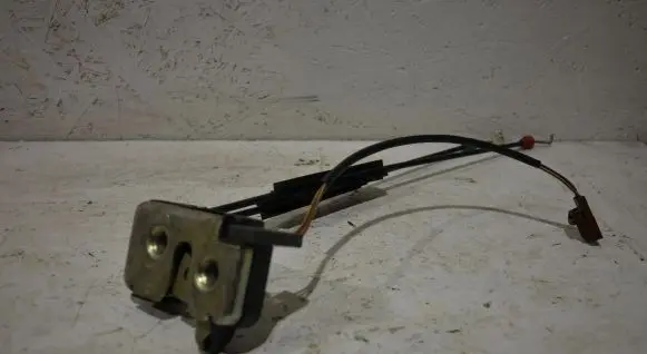 Ford Fiesta Tailgate/trunk/boot lock/catch/latch A43102BE