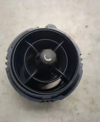 Dash center air vent grill