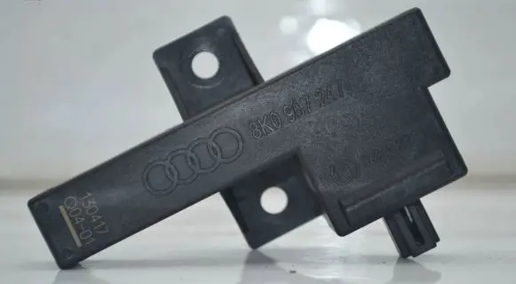 Audi A6 S6 C7 4G Keyless (KESSY) go control unit/module 8K0907247 33542221