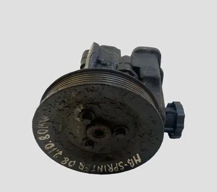 Mercedes-Benz Sprinter W906 Power steering pump A0034667201
