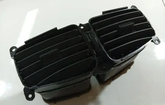 Hyundai Santa Fe Dash center air vent grill 9742026500