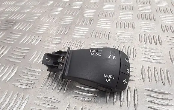 Dacia Duster II Other switches/knobs/shifts 