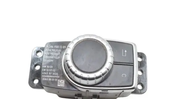 Mercedes-Benz CLA C117 X117 W117 Head unit multimedia control A2469001309 A2469013302