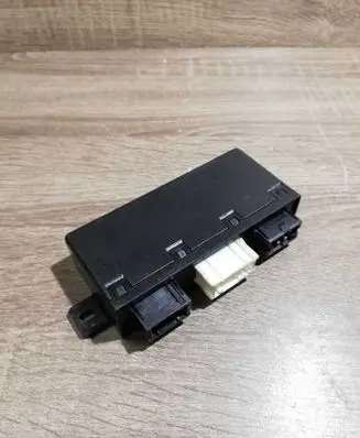 BMW 5 E39 Door control unit/module 6904255
