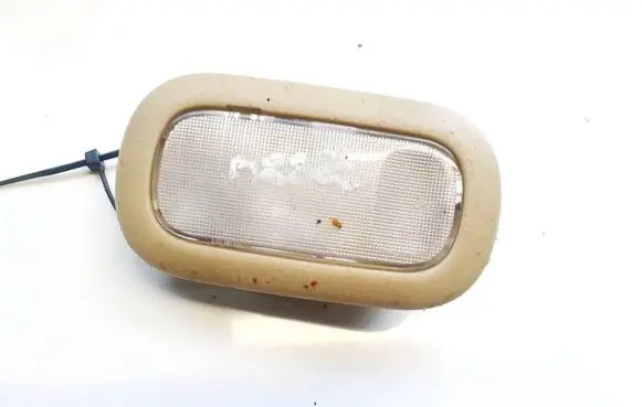 Nissan Quest Front seat light