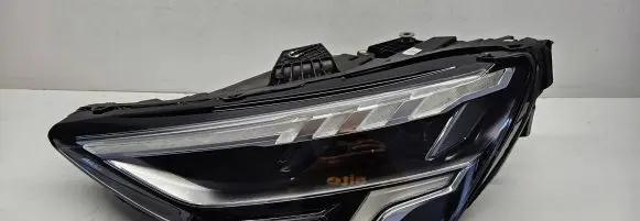 Audi A3 8Y Headlight/headlamp 8Y0941033 90193987