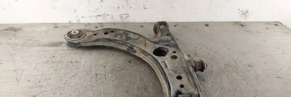 Skoda Octavia Mk1 (1U) Front lower control arm/wishbone