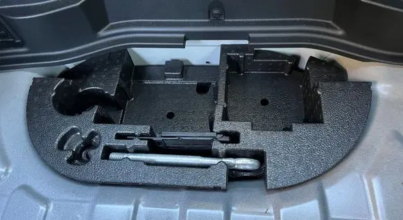 Jeep Avenger Tool box 9830784380
