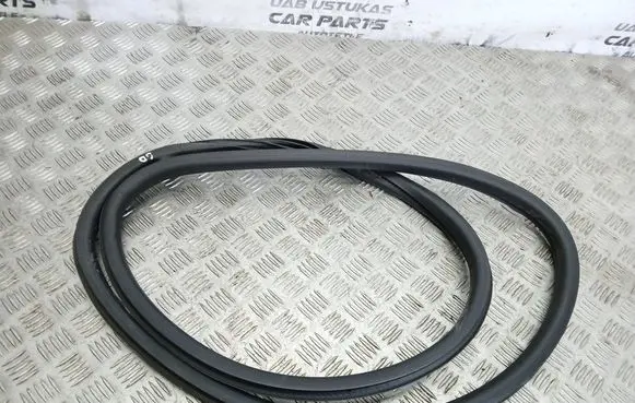 Peugeot 2008 I Rear door rubber seal (on body)
