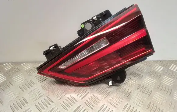 BMW X2 F39 Tailgate rear/tail lights F03690000H