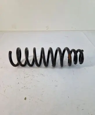 Volkswagen Touareg I Front coil spring 